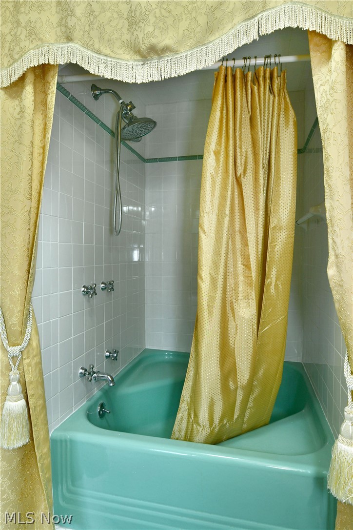 Golf Overlook - Residential