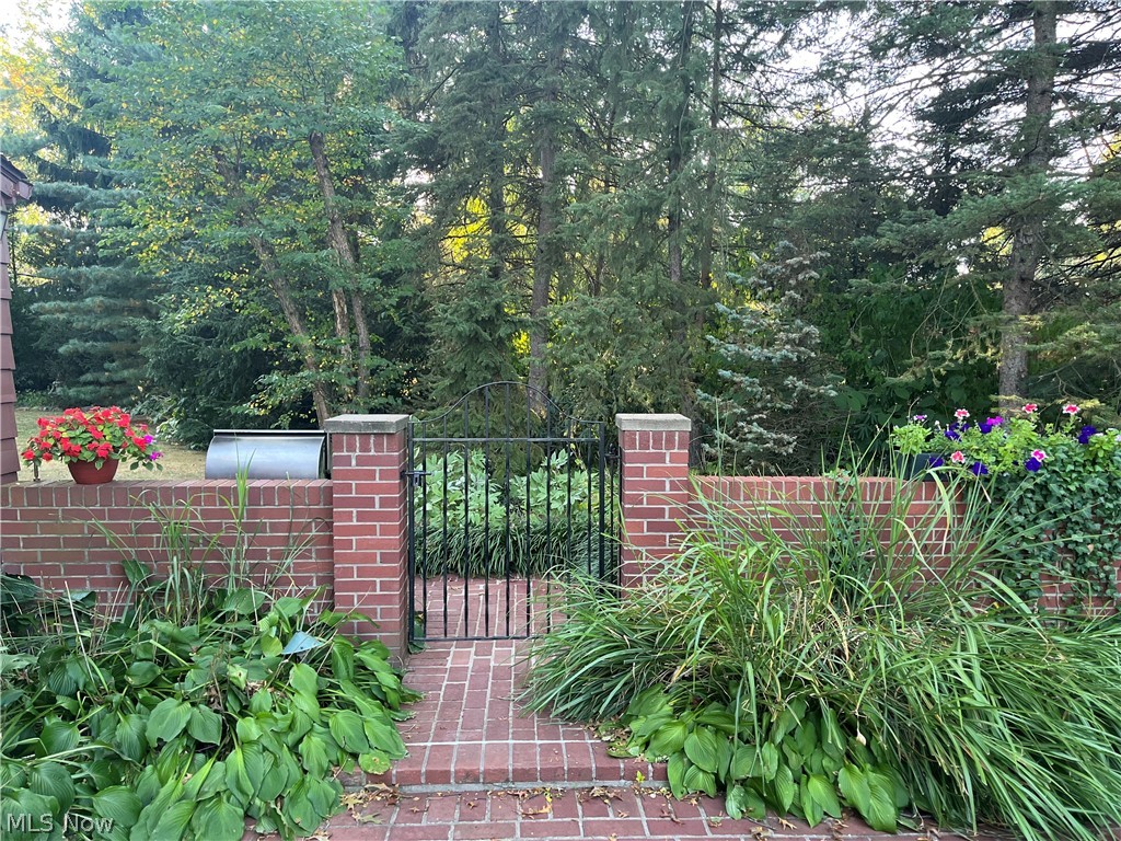 Golf Overlook - Residential