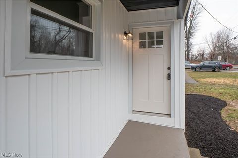 Tiny photo for 275 20th Street SE, Massillon, OH 44646 (MLS # 5189209)