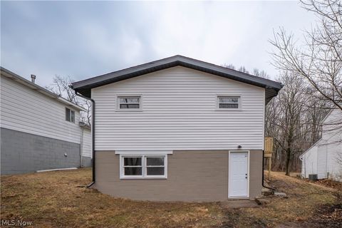 Tiny photo for 275 20th Street SE, Massillon, OH 44646 (MLS # 5189209)