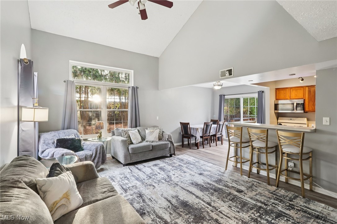 Villas/Crystal Lake Ph 2a - Residential