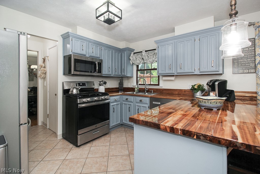 Bay Enterprises Inc 02 - Residential