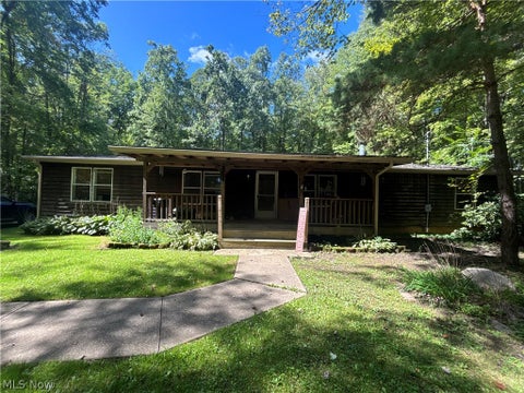 Homes For Sale - 9231 Horn Road<br/> Windham, OH 44288