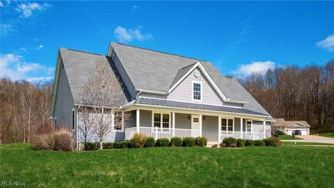 Homes For Sale - 2435 Freedom Lane<br/> Muskingum County, Zanesville, OH 43701