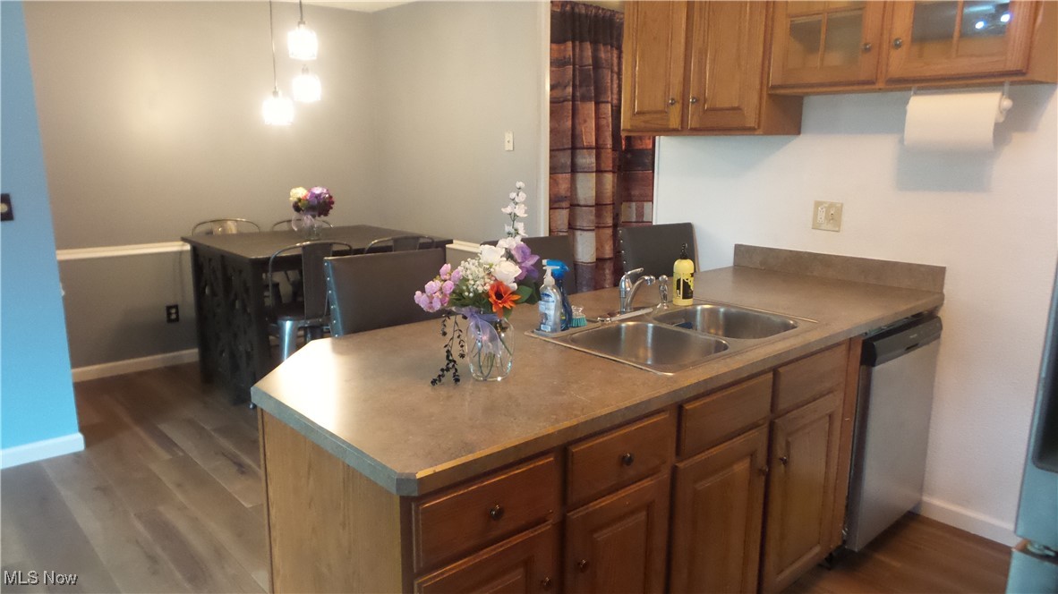 Blue Grass Manor - Residential