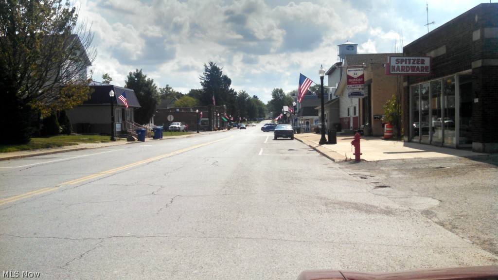 Parsons Crossing - Commercial Lease