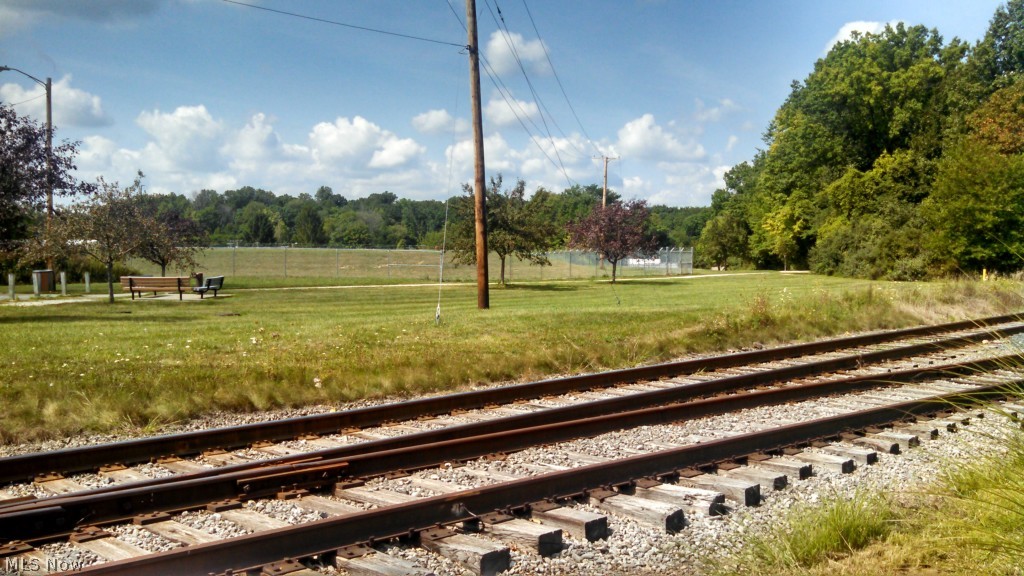 Parsons Crossing - Commercial Lease