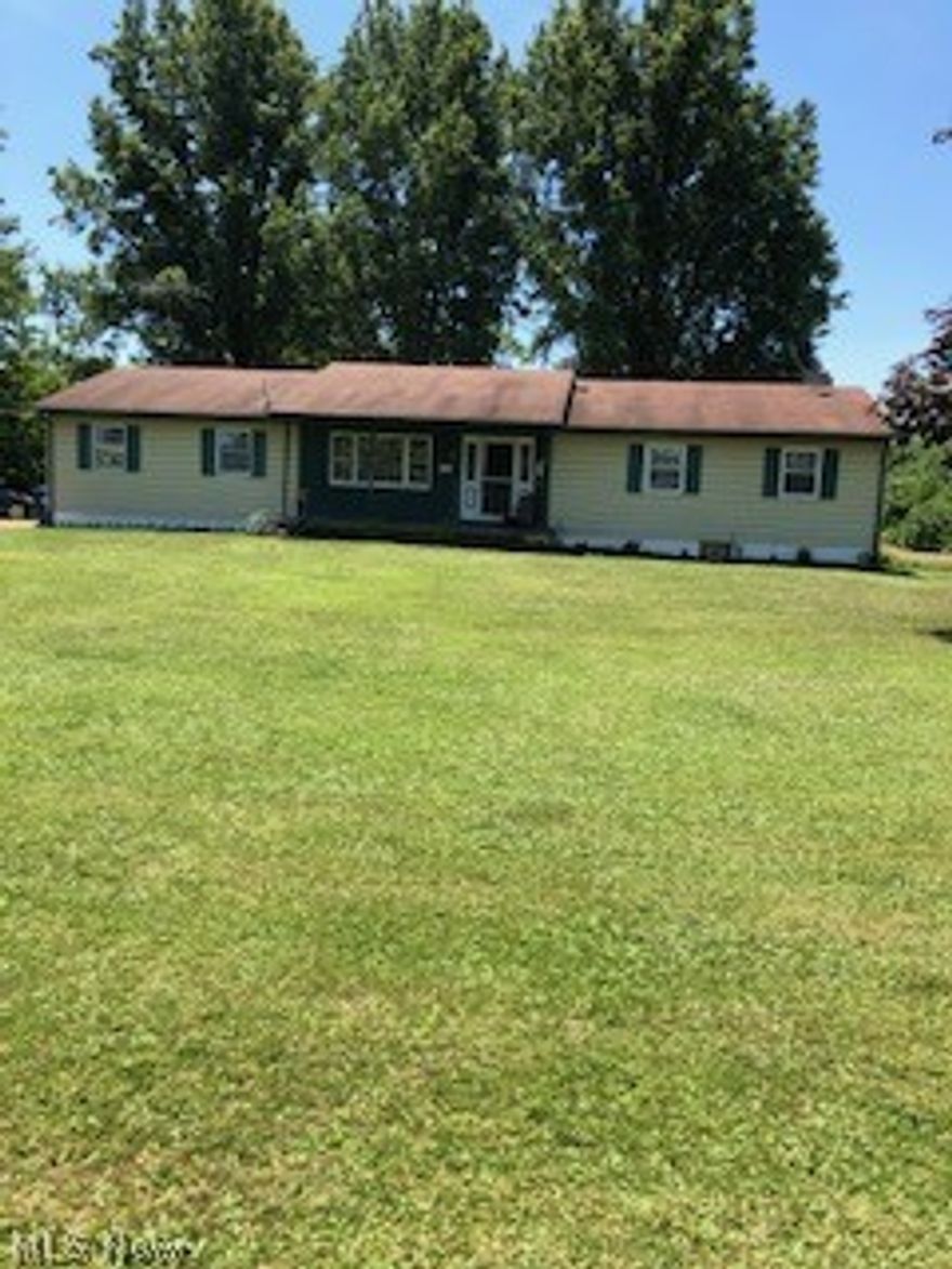 Newer Trane furnace, newer Trane air conditioner. 3 Acres, 10 x 20 storage shed-cement floor. 3 Bedrooms, 2 Baths, Crestview Schools.
