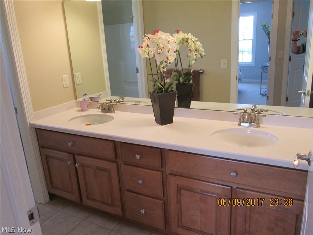 Mudbrook Village 01 - Residential