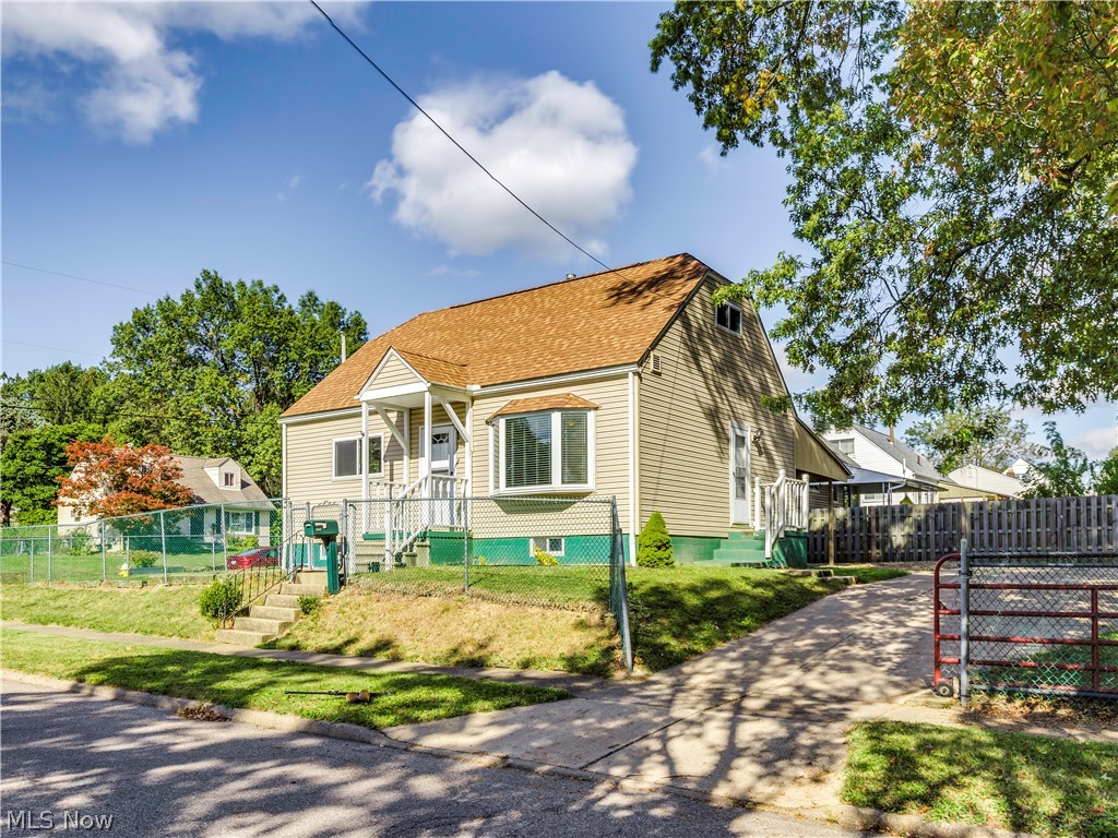 Louis Stile Sub - Residential