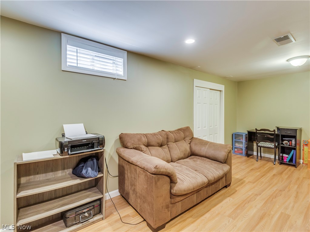 Louis Stile Sub - Residential