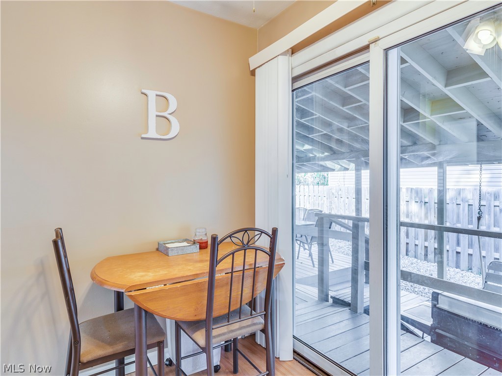 Louis Stile Sub - Residential