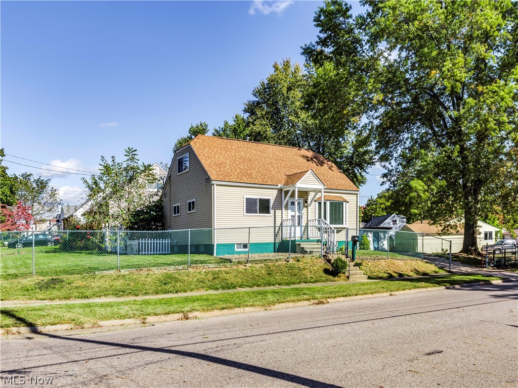 Louis Stile Sub - Residential