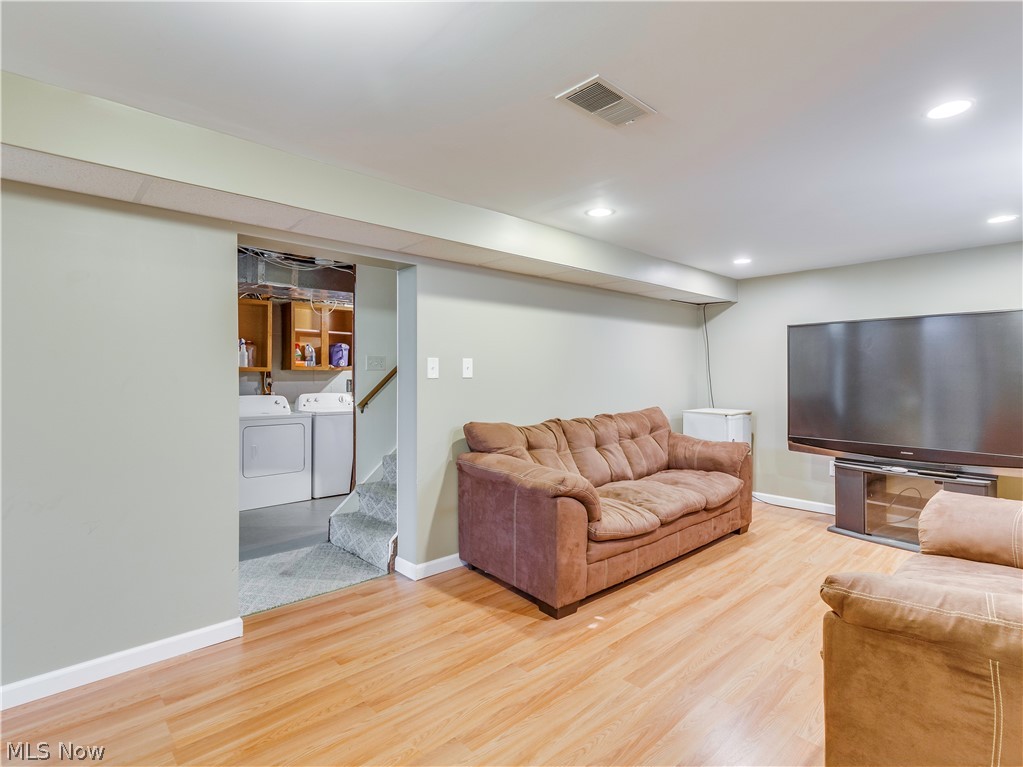 Louis Stile Sub - Residential