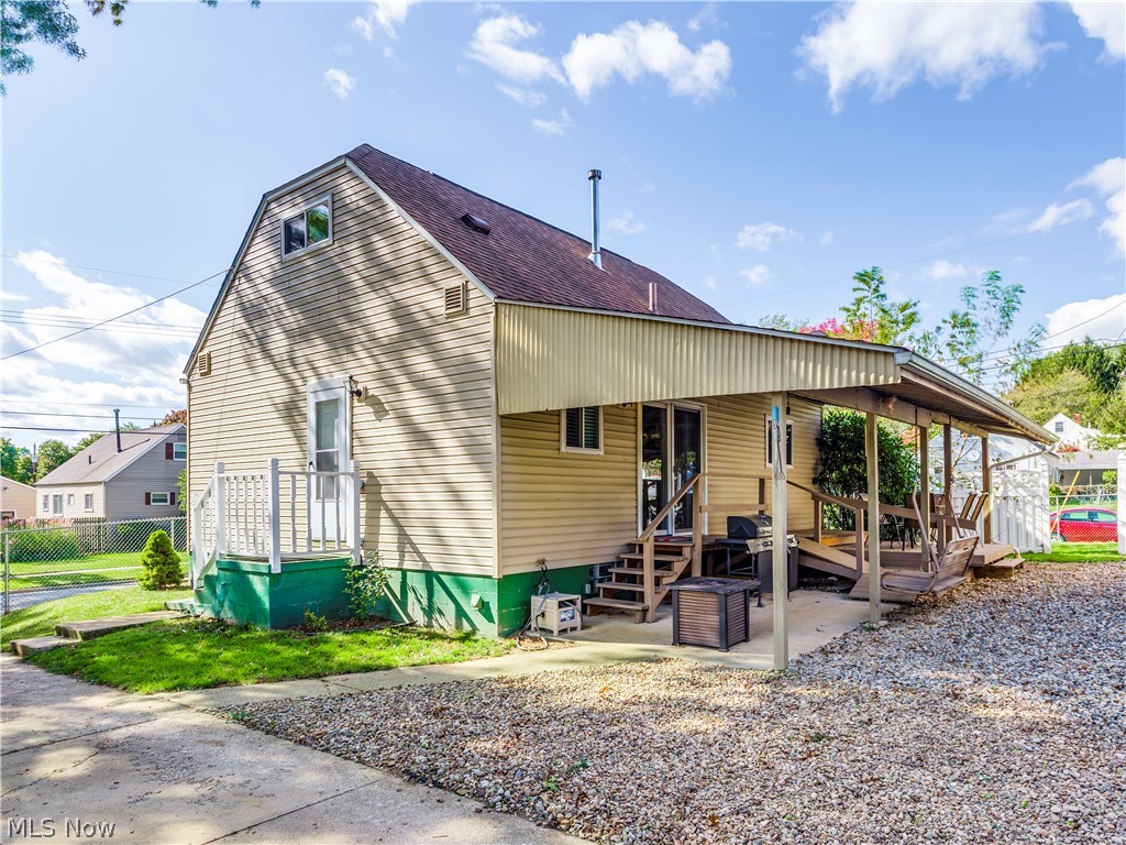 Louis Stile Sub - Residential