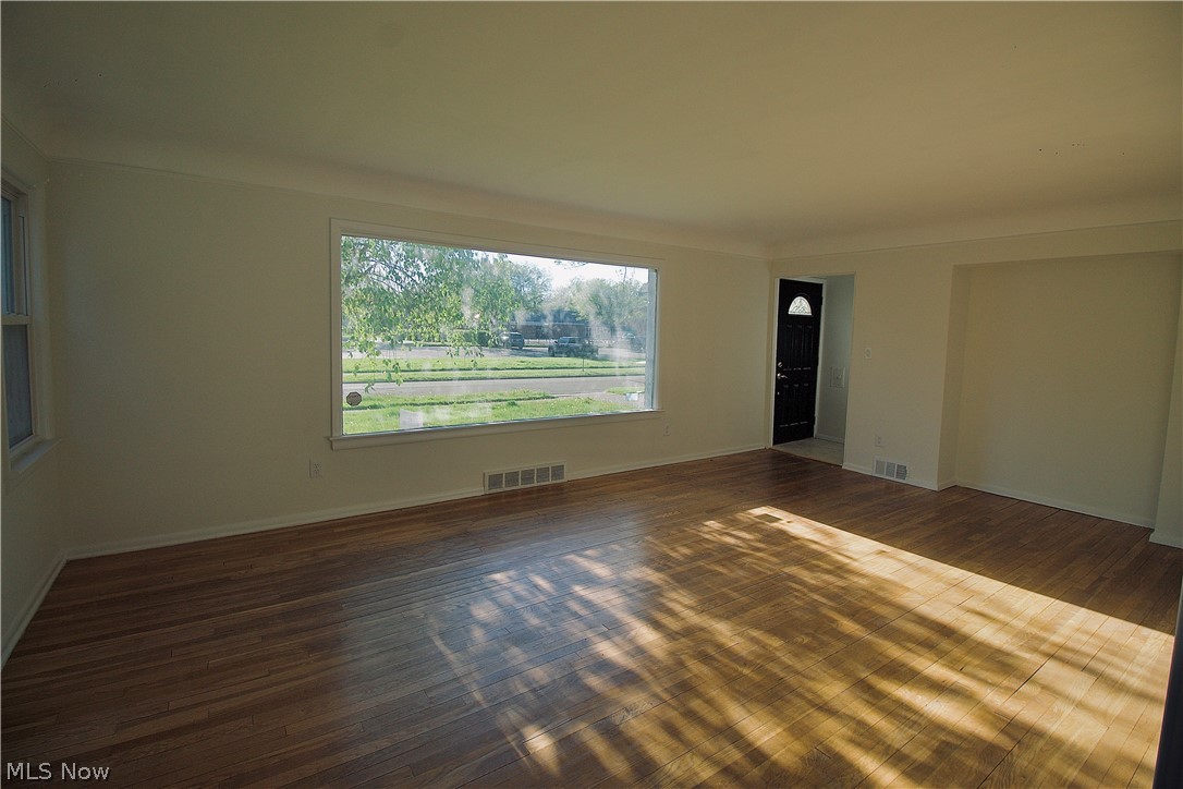 Shaker Lakes - Residential