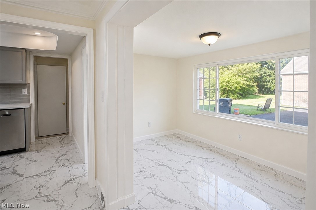 Shaker Lakes - Residential