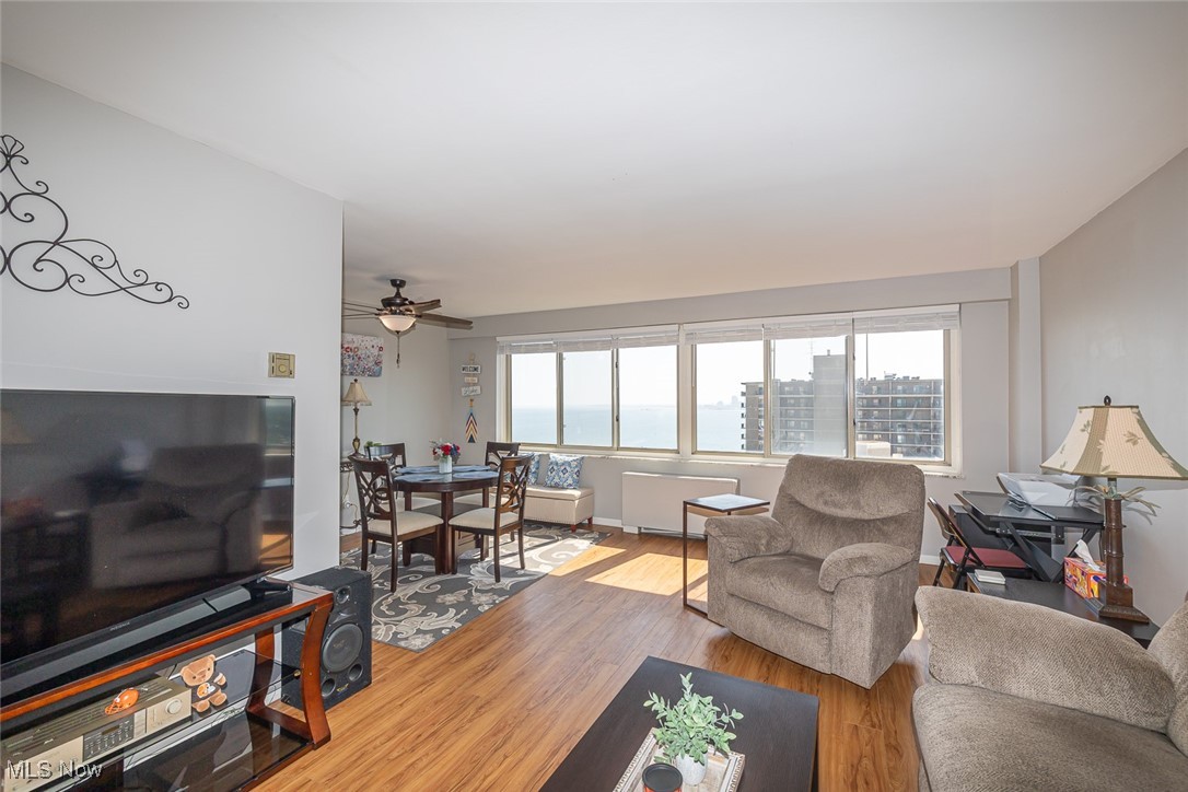 Marine Towers East - Residential