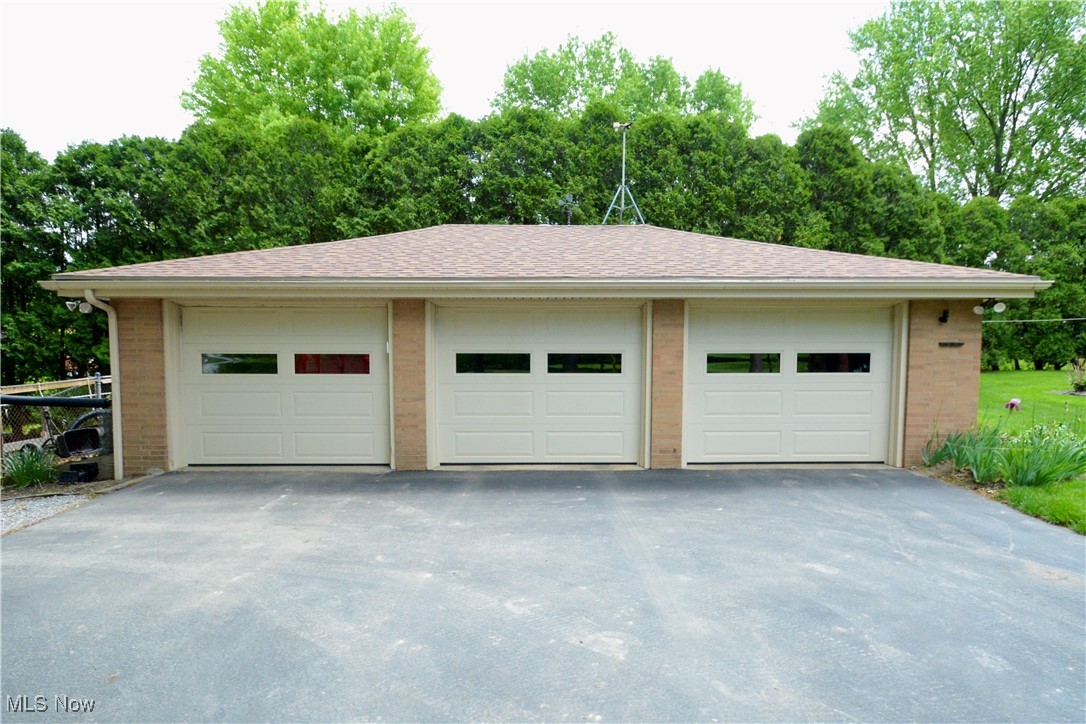 2724 Spitler Road, Poland, Ohio image 7