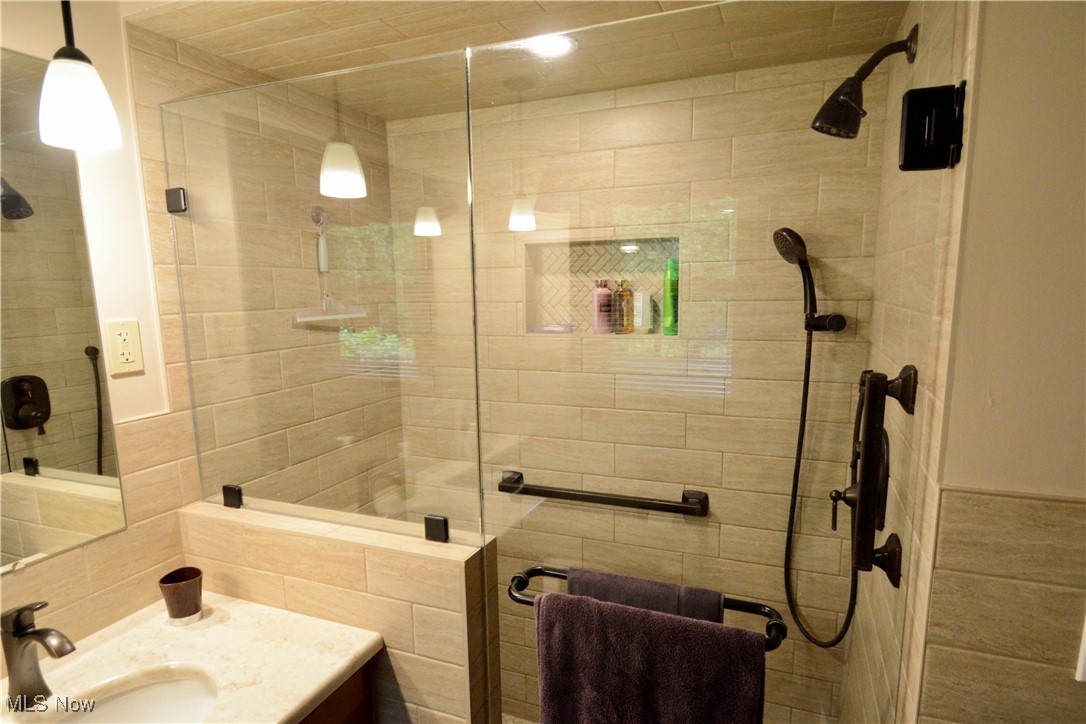 2724 Spitler Road, Poland, Ohio image 17