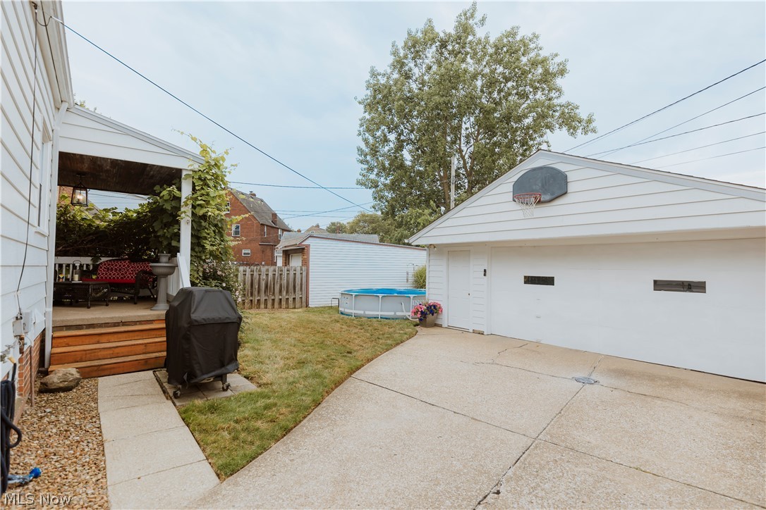 Ridgewood - Residential