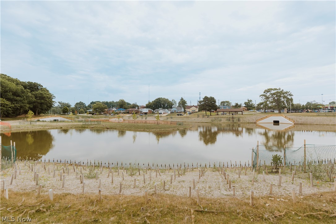 Ridgewood - Residential