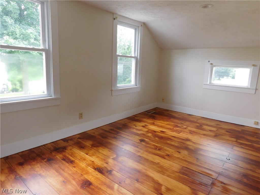 Burbank Village Inc - Residential