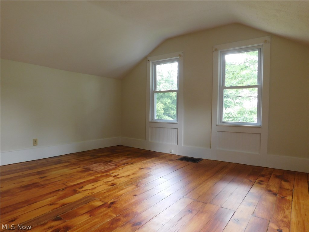 Burbank Village Inc - Residential