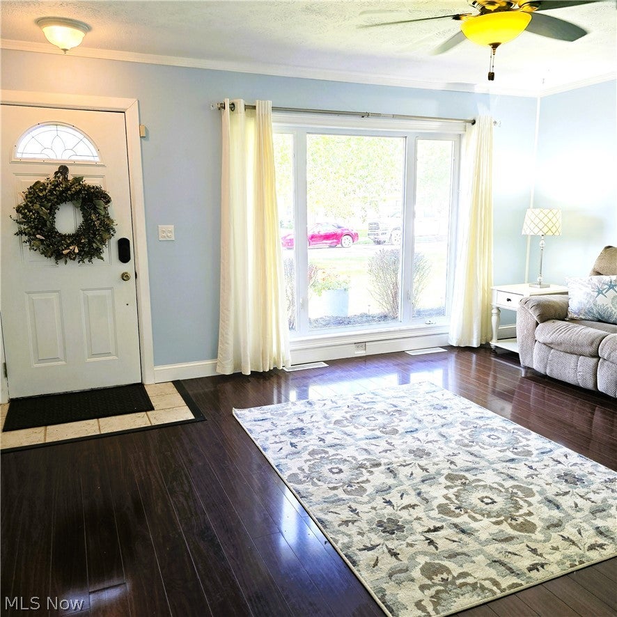 425 Bridle Lane