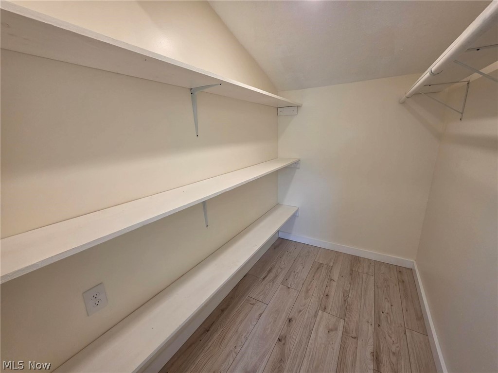 Boling Brook - Residential