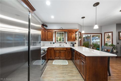 Tiny photo for 268 Schoenbrunn Drive NE, New Philadelphia, OH 44663 (MLS # 5187631)