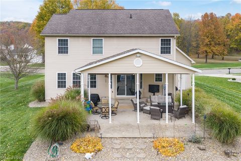 Tiny photo for 268 Schoenbrunn Drive NE, New Philadelphia, OH 44663 (MLS # 5187631)