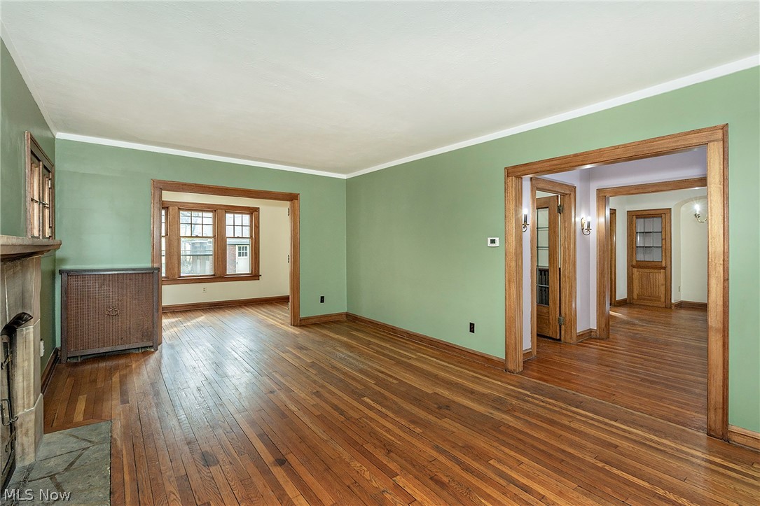 Crestwood - Residential