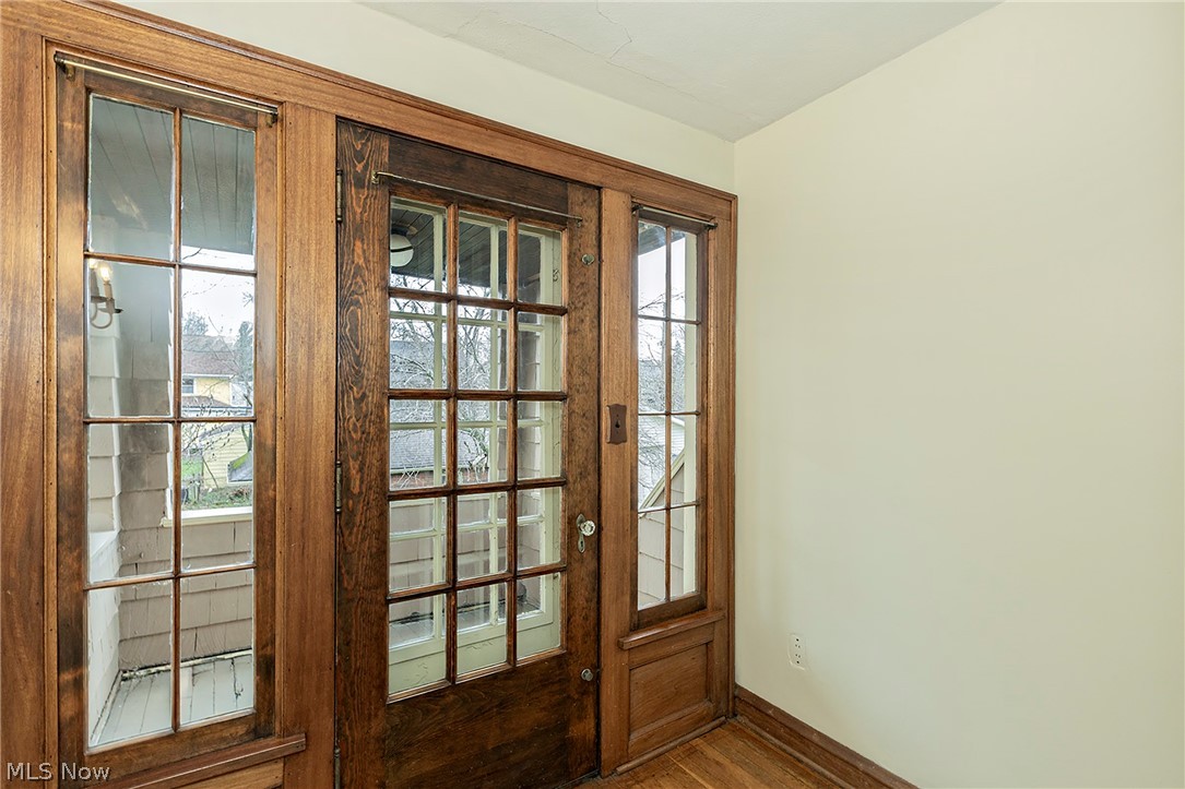 Crestwood - Residential