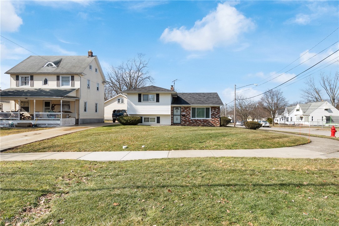 447 Center Road, Bedford, Ohio image 32