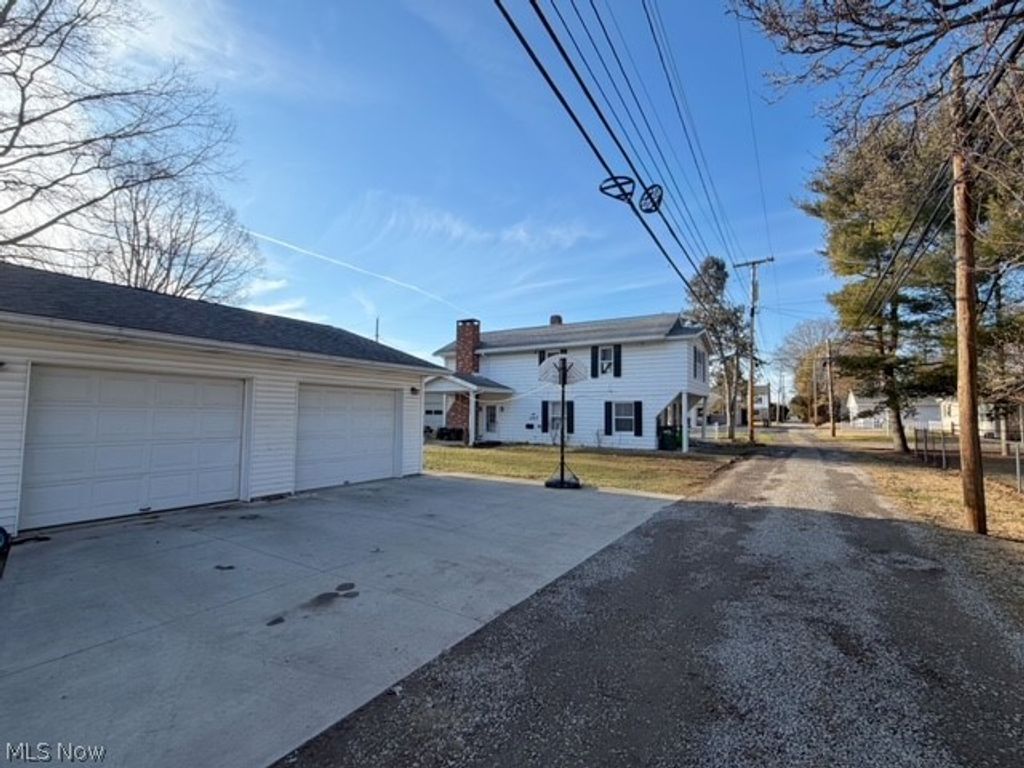 Photo of 107 W 21st Street, Dover, OH 44622 (MLS # 5189119)