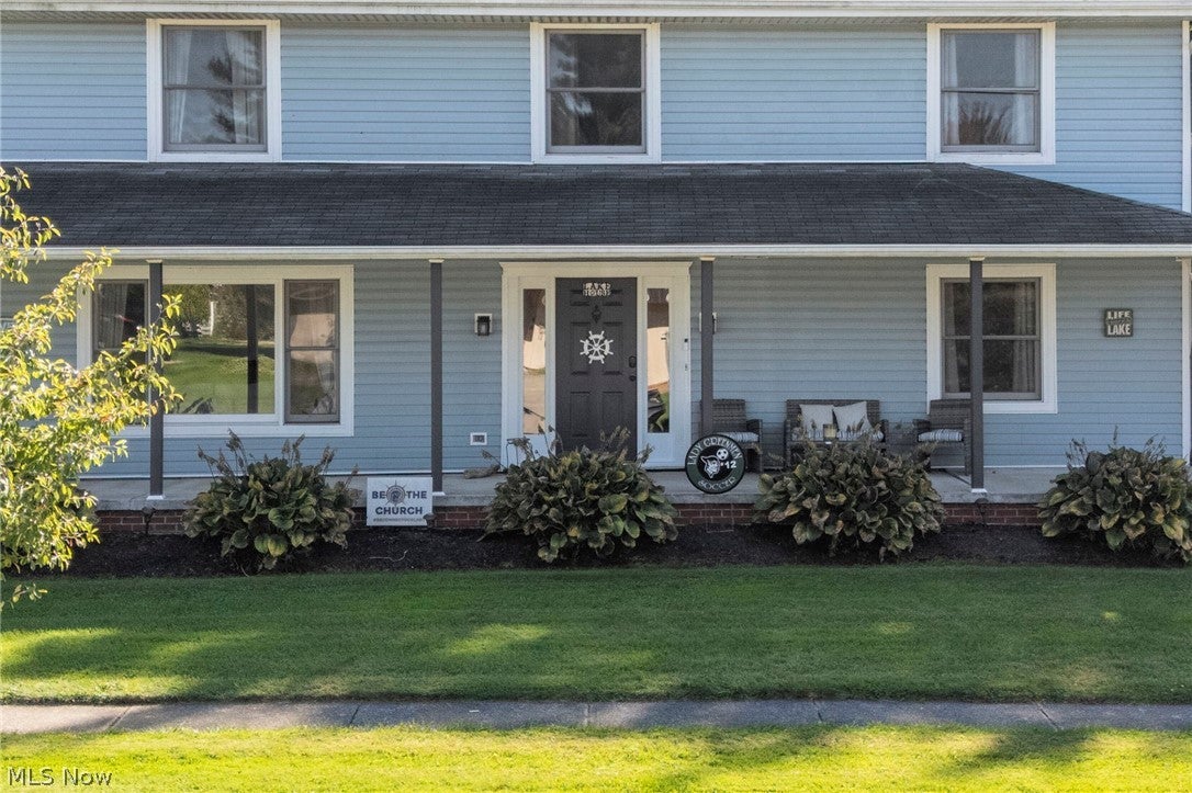 1205 Surfside Circle