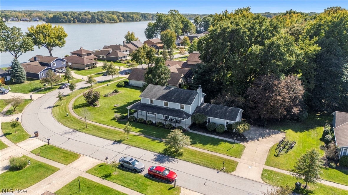 1205 Surfside Circle
