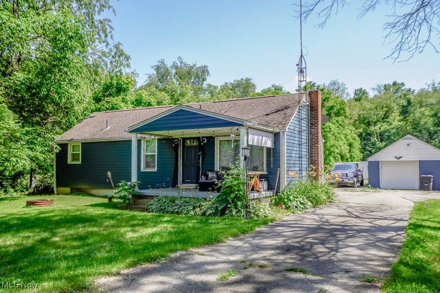 Investment opportunity in Perry Local Schools! Easy to rent two bedroom home on an acre with a detached one car garage. Recently rented for $1,075 per month. Great chance to add to your portfolio or start investing. Call today!