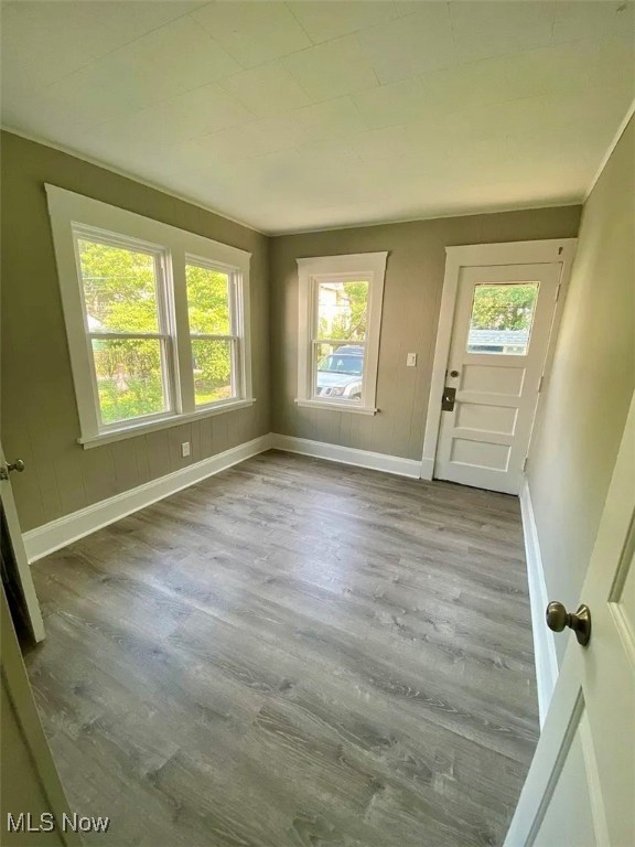 Lakewood, Ohio 44107, United States, 4 Bedrooms Bedrooms, ,1 BathroomBathrooms,Residential,Pending,8383