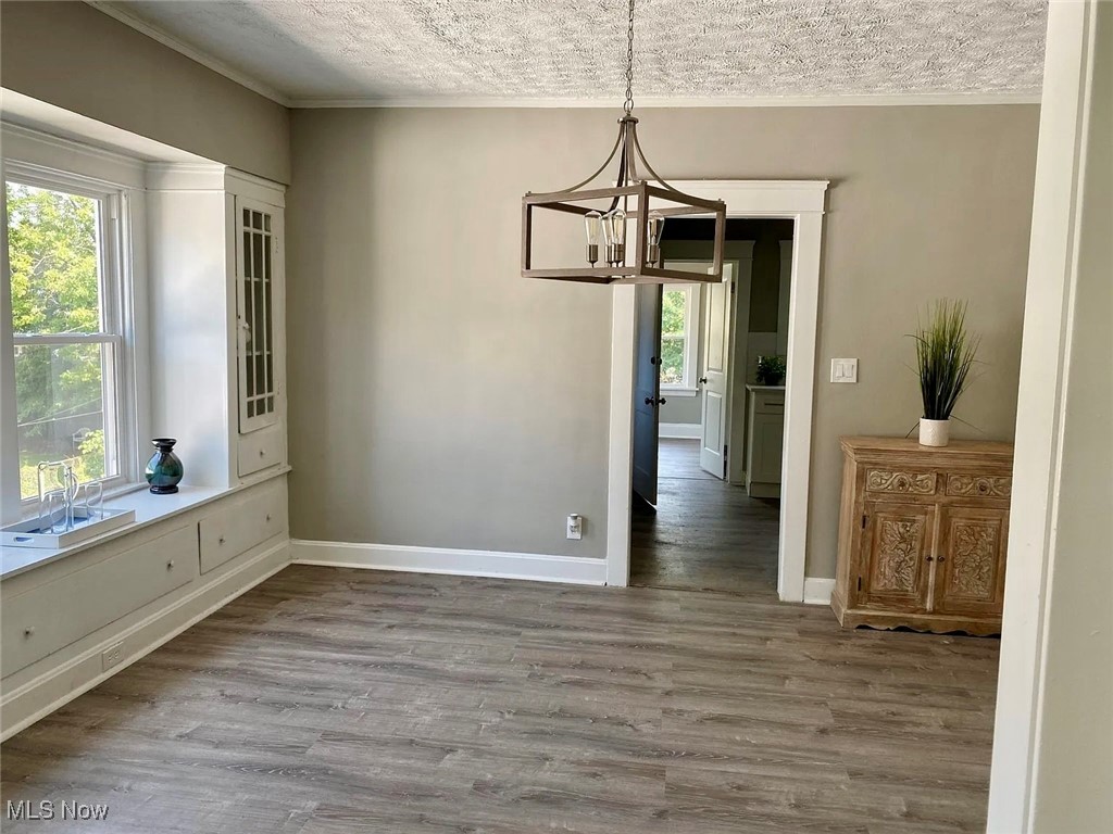 Lakewood, Ohio 44107, United States, 4 Bedrooms Bedrooms, ,1 BathroomBathrooms,Residential,Pending,8383