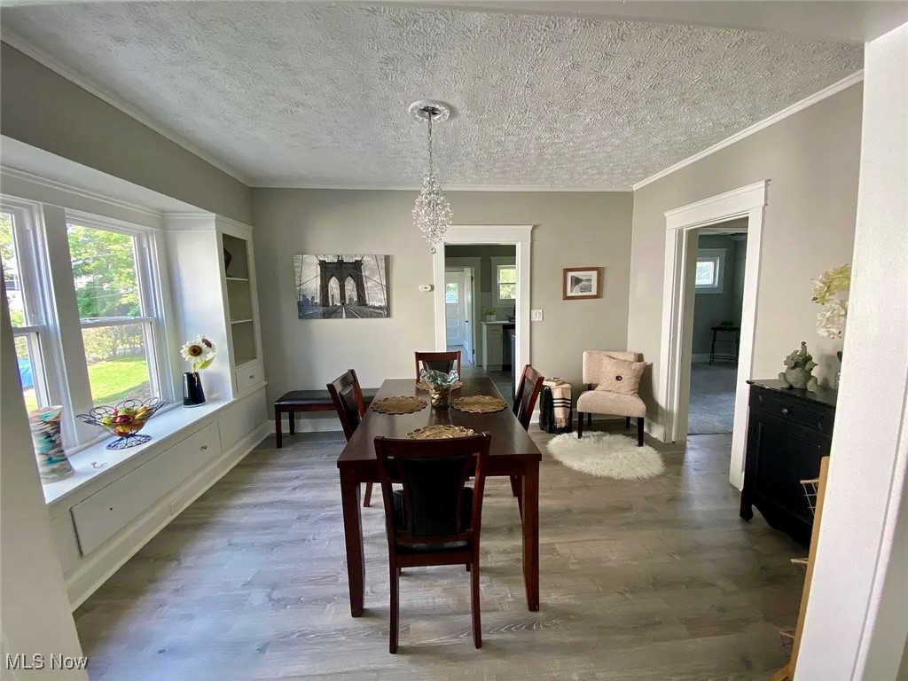 Lakewood, Ohio 44107, United States, 4 Bedrooms Bedrooms, ,1 BathroomBathrooms,Residential,Pending,8383