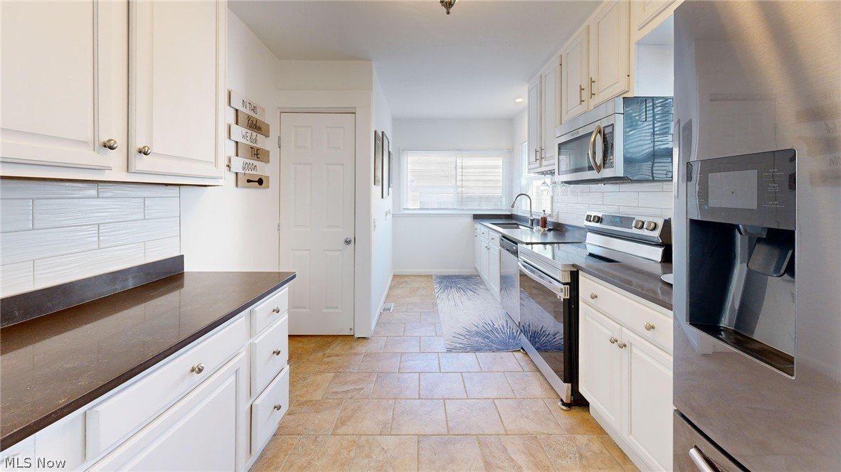 Ridgewood 05 - Residential