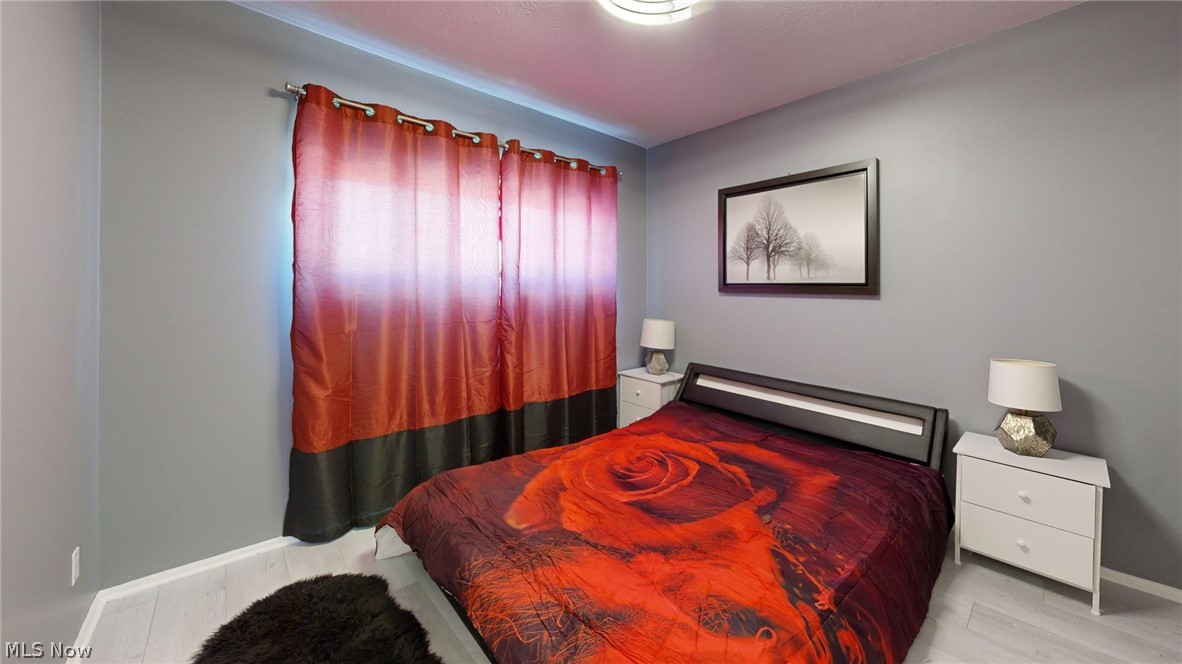 Ridgewood 05 - Residential