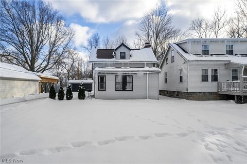 4717 Snow Road, Parma, OH 44134 - #: 5185384