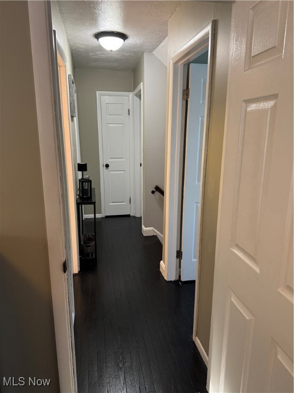 9472 Lawnfield Drive, Twinsburg, Ohio image 27