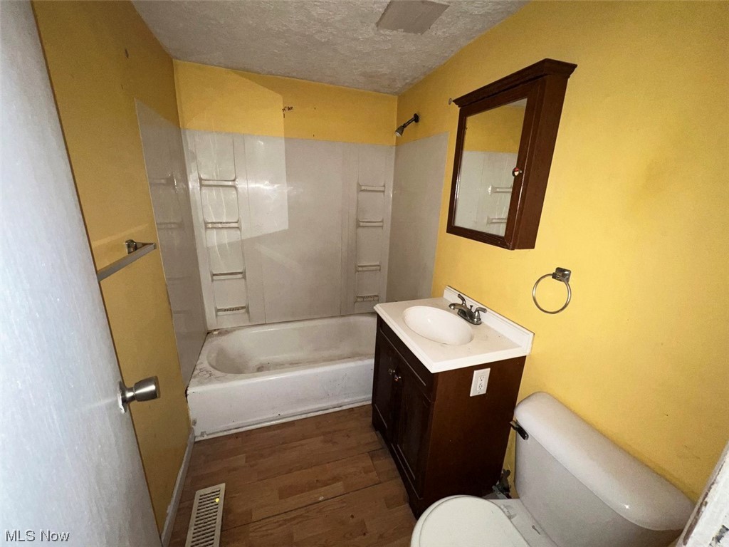 E & T Lightners - Residential