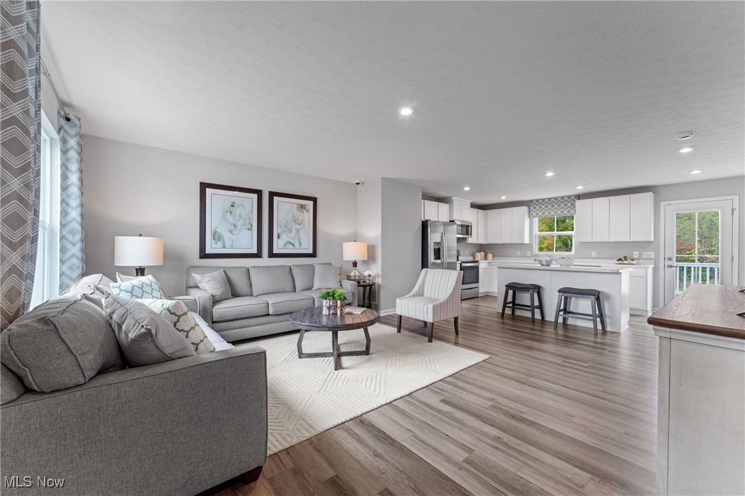 Whisper Crk - Residential