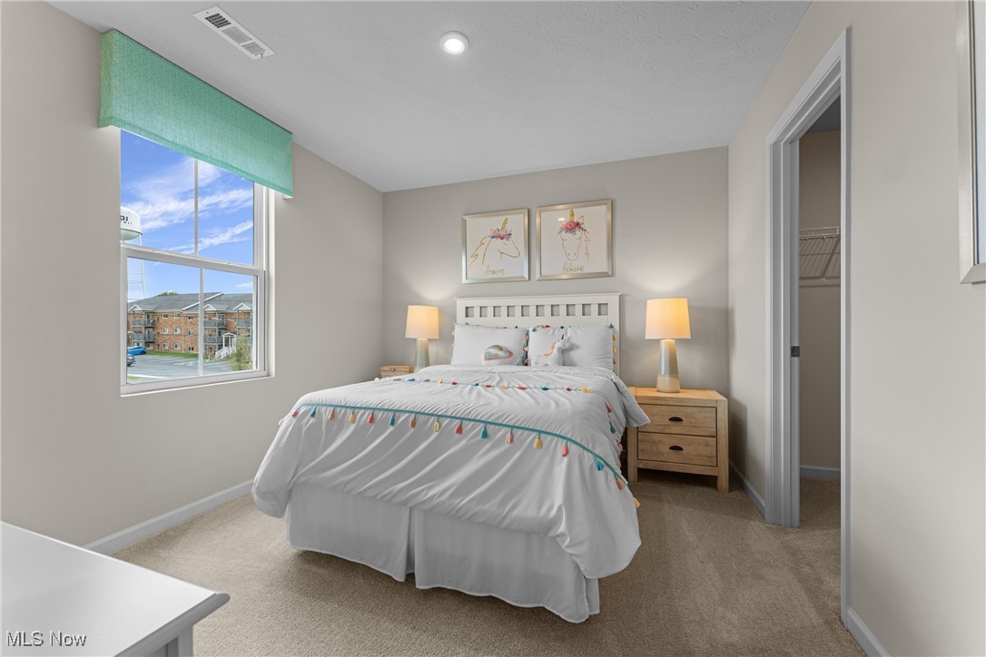 Whisper Crk - Residential