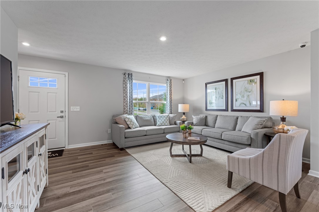 Whisper Crk - Residential